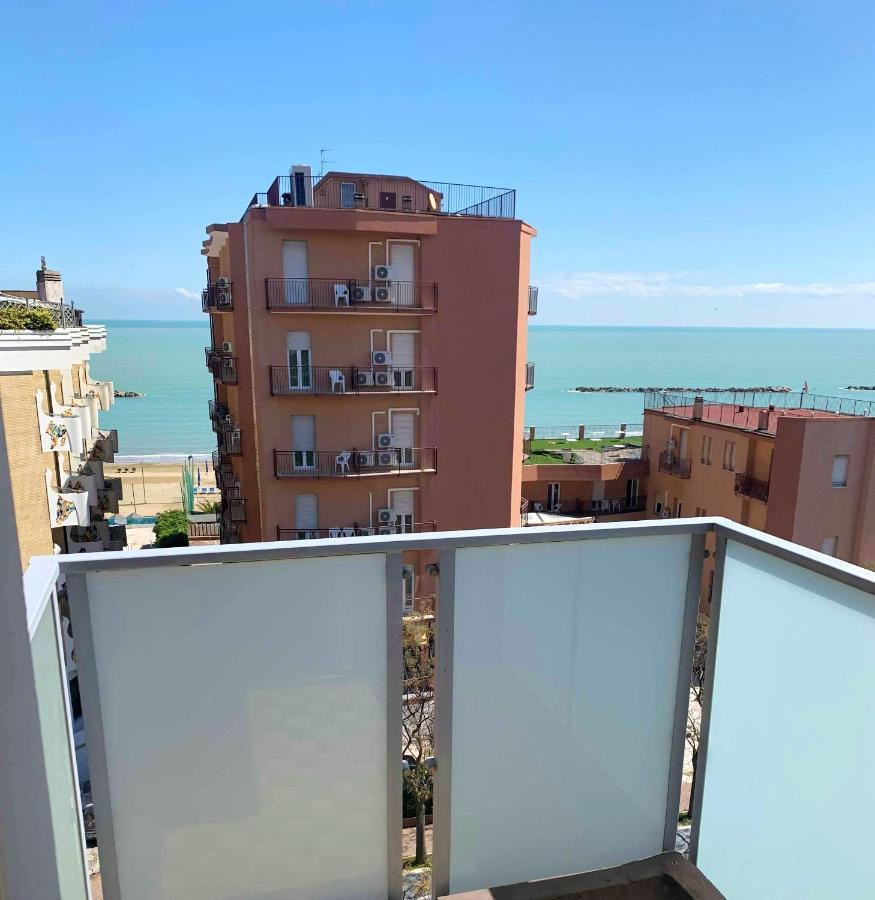 Hotel Caesar Πέζαρο Εξωτερικό φωτογραφία