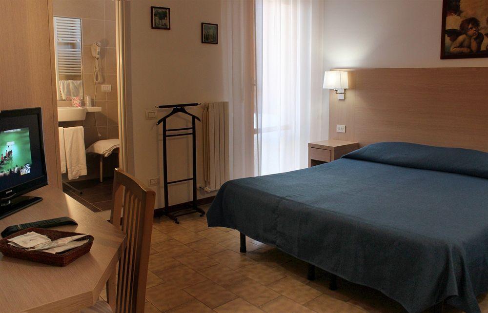 Hotel Caesar Πέζαρο Εξωτερικό φωτογραφία