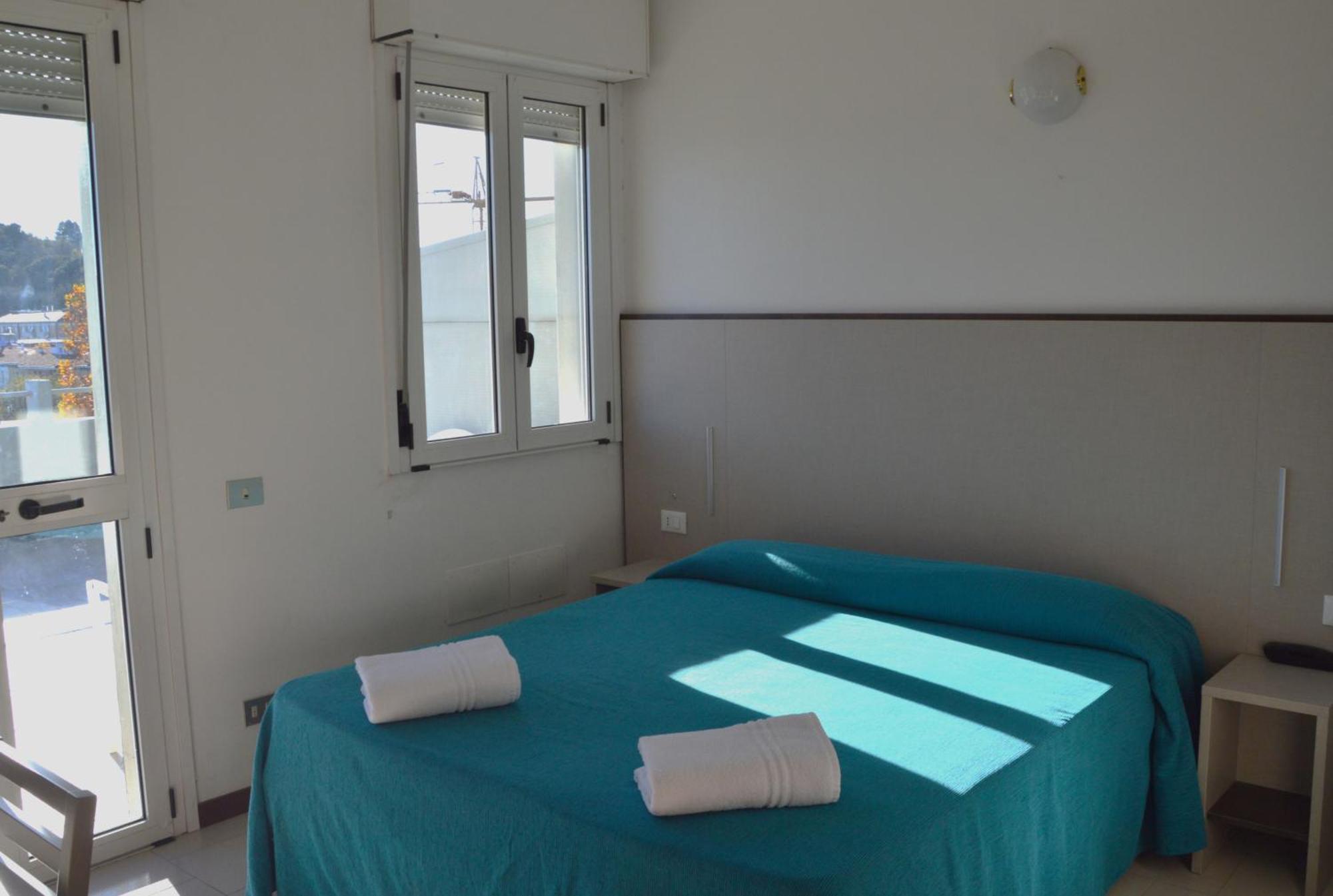 Hotel Caesar Πέζαρο Εξωτερικό φωτογραφία