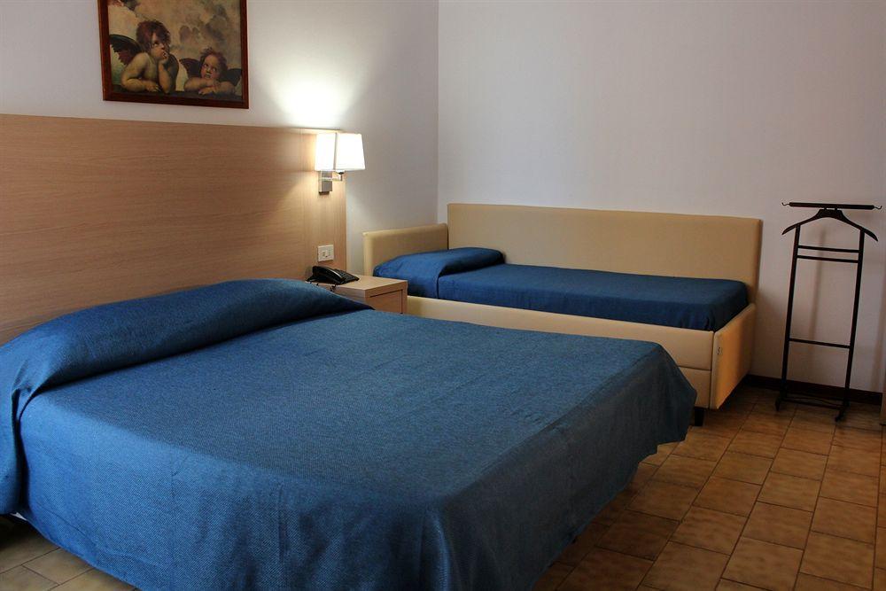 Hotel Caesar Πέζαρο Εξωτερικό φωτογραφία