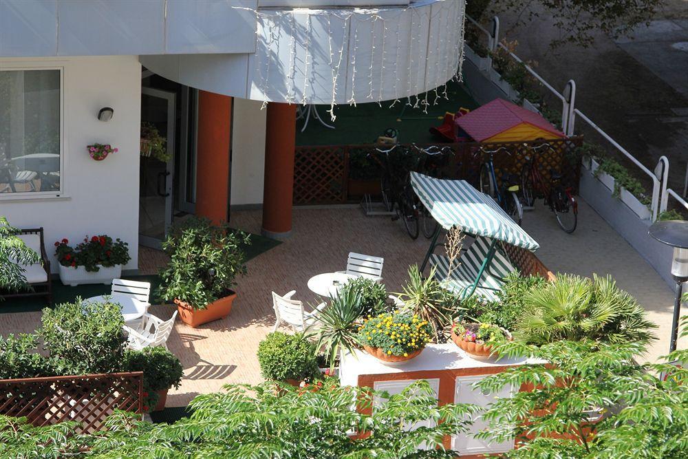 Hotel Caesar Πέζαρο Εξωτερικό φωτογραφία