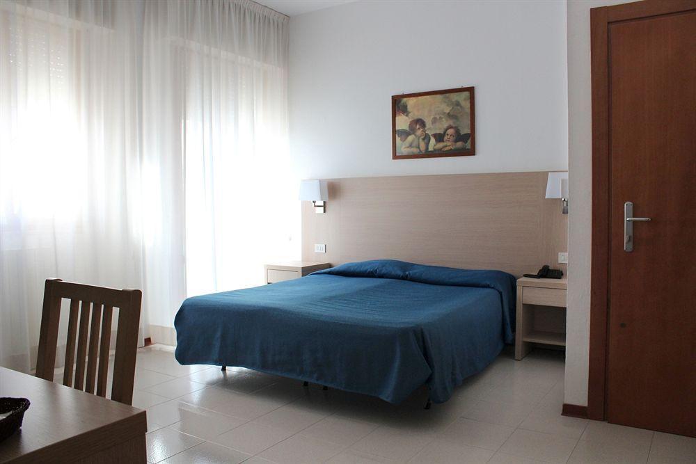 Hotel Caesar Πέζαρο Εξωτερικό φωτογραφία