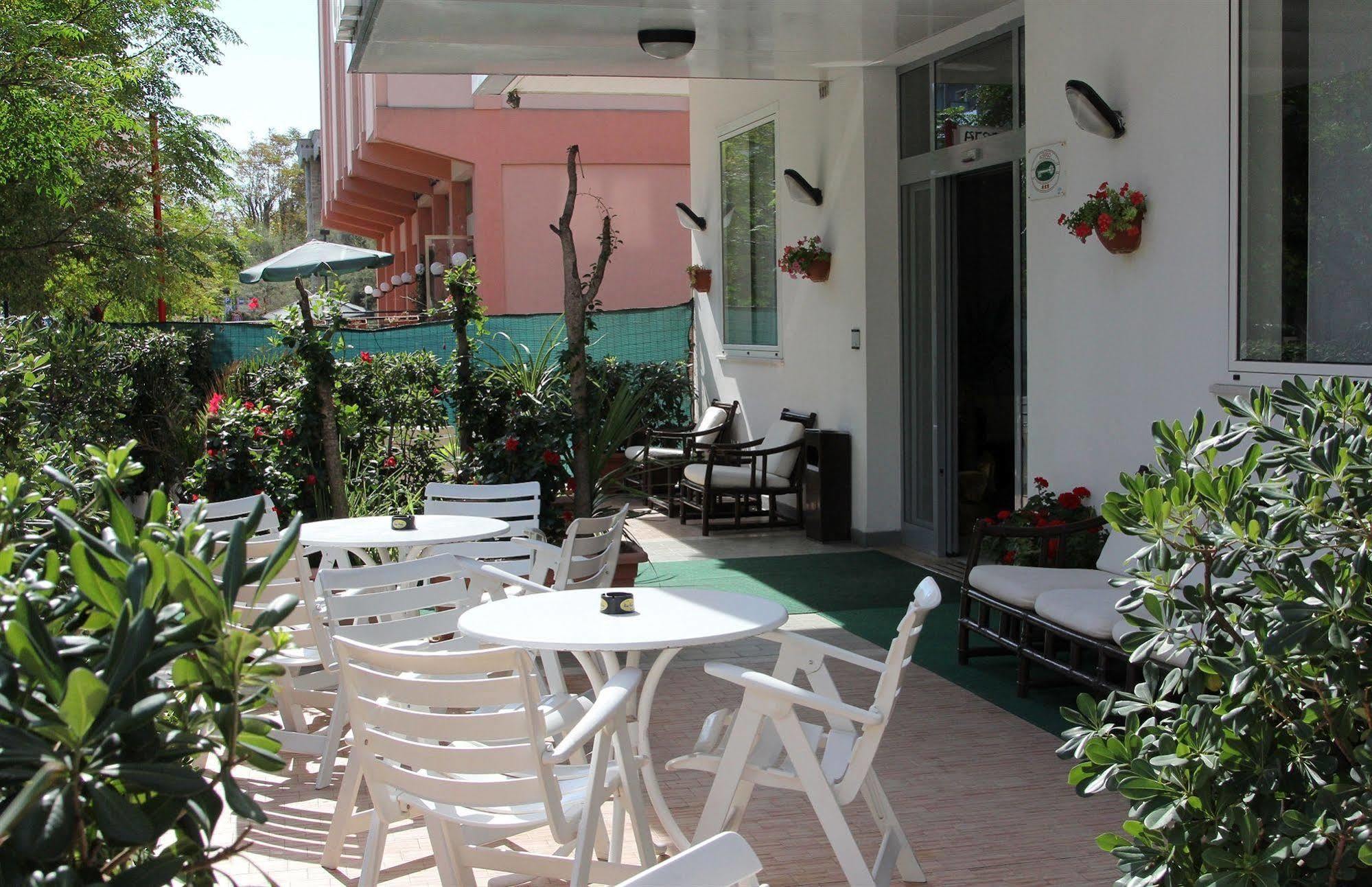 Hotel Caesar Πέζαρο Εξωτερικό φωτογραφία