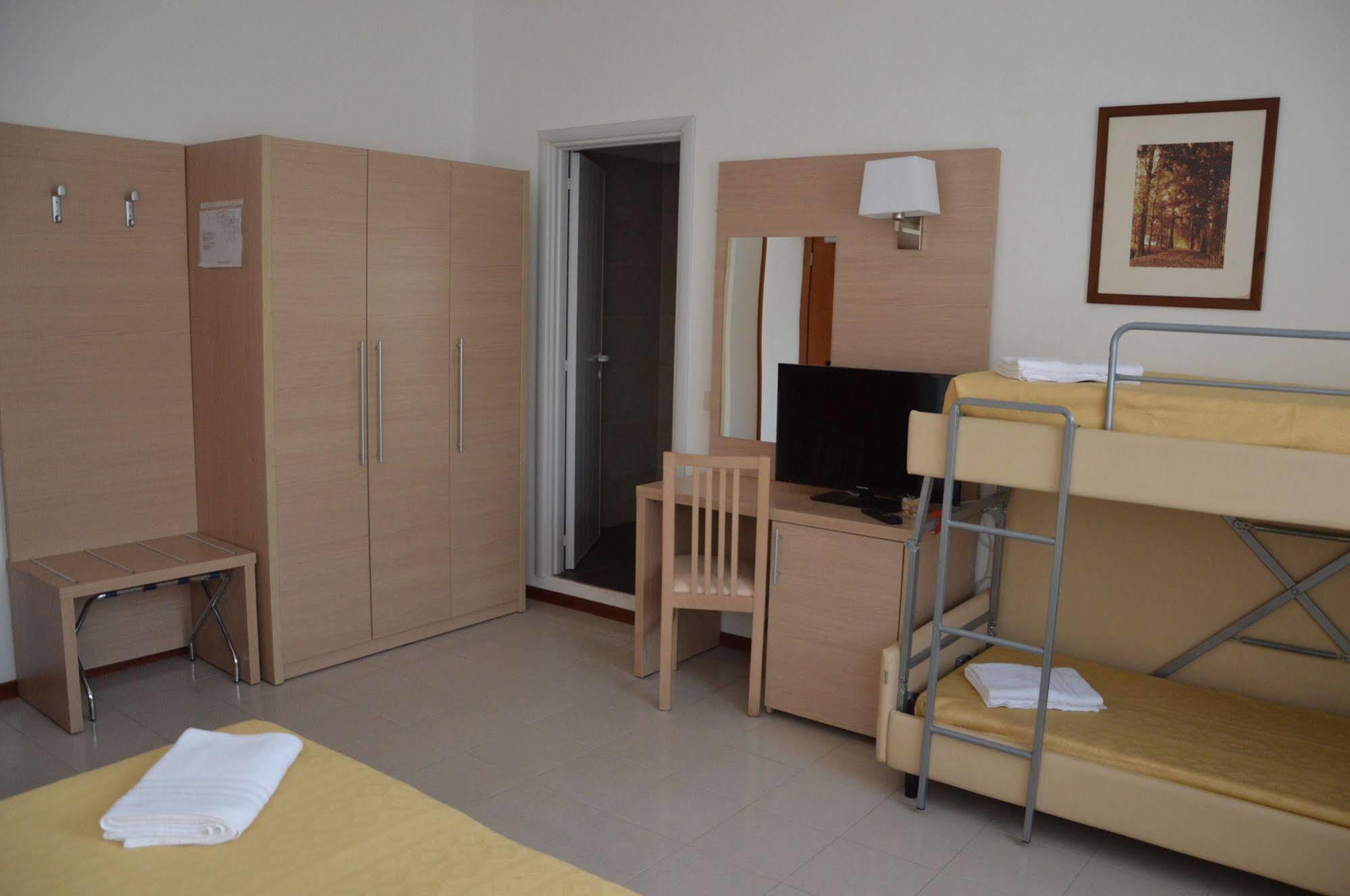 Hotel Caesar Πέζαρο Εξωτερικό φωτογραφία
