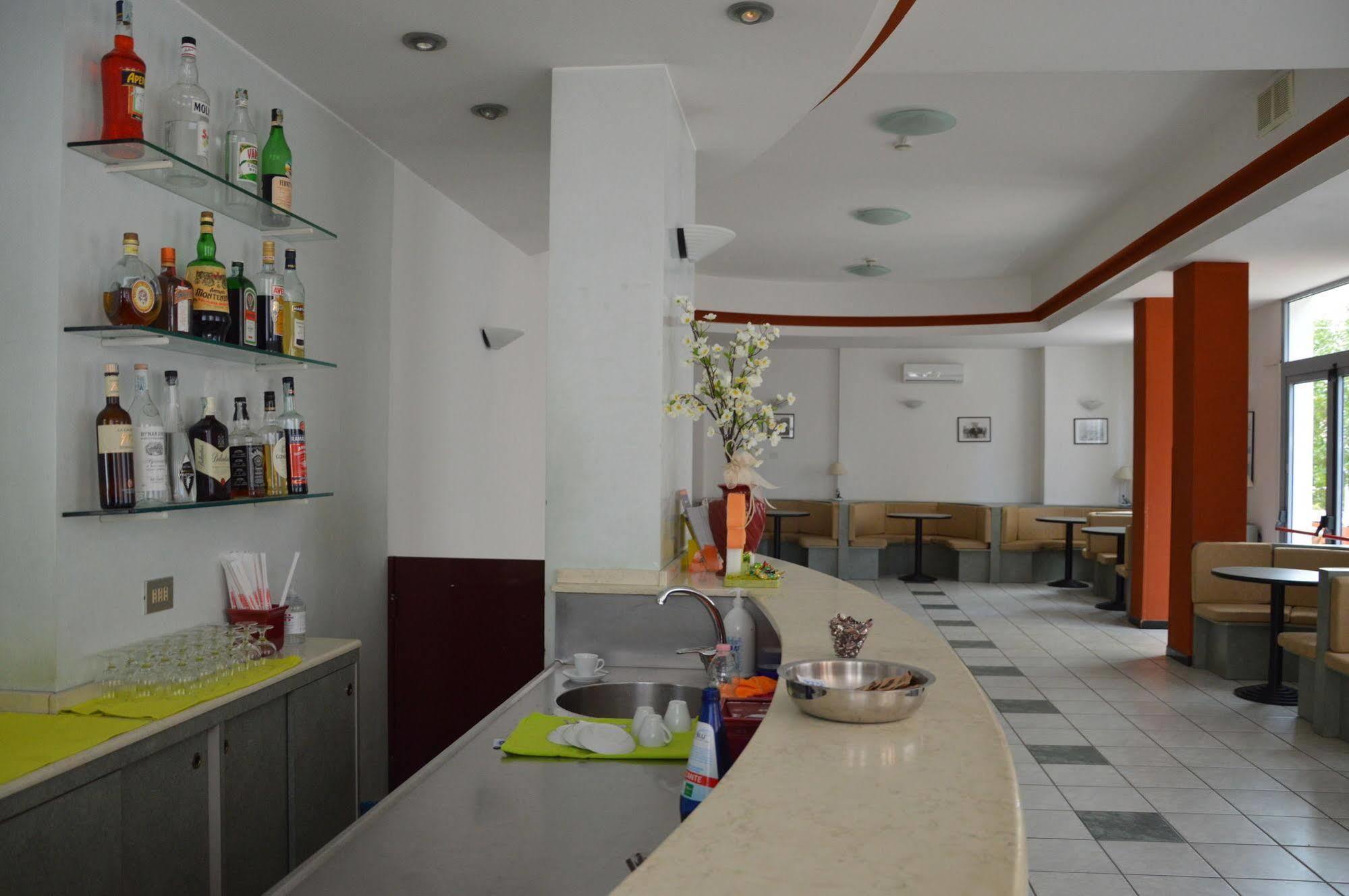 Hotel Caesar Πέζαρο Εξωτερικό φωτογραφία
